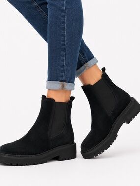 Sam Edelman Women's Black Suede Chelsea Ankle Boots Size 8 Lug Sole